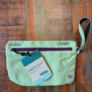 KEEN Sunset Green Wristlet Clutch Bag